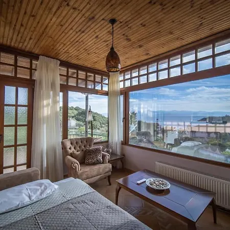 Ella's Sea View Volos