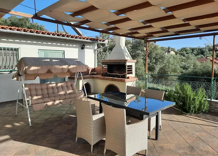 Дом отдыха Ella's Sea View *