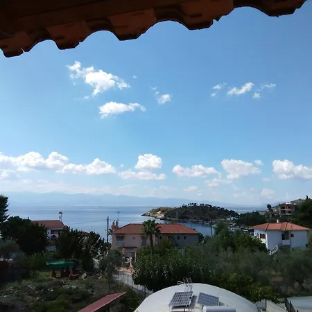 Ella's Sea View Holiday home