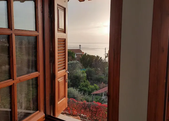 Ella's Sea View Сasa de vacaciones